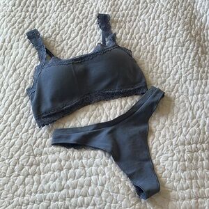 VS Pink MATCHING SET- Seamless Lightly Lined Bralette + High Leg Thong Panty